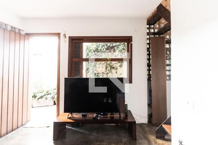 Casa à venda com 300m², 3 quartos e sem vagaSala de TV