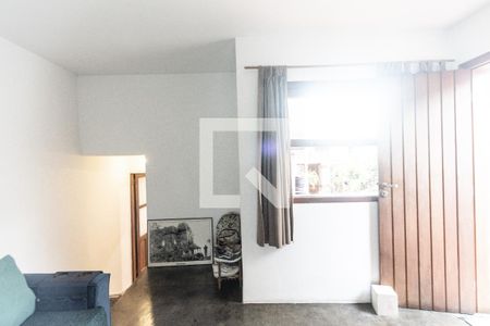 Casa à venda com 300m², 3 quartos e sem vagaSala de TV