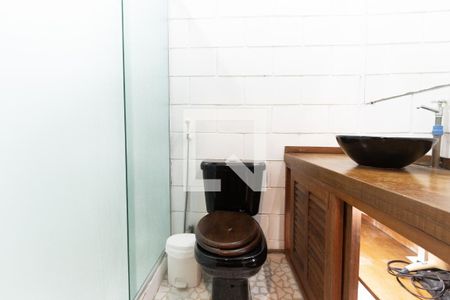 Casa à venda com 300m², 3 quartos e sem vagaBanheiro do Quarto 3 - Suite