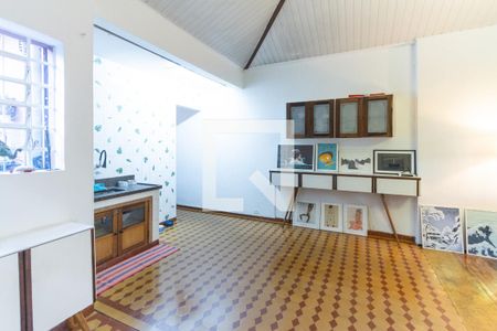 Casa à venda com 300m², 3 quartos e sem vagaSala