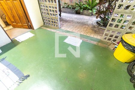 Casa à venda com 300m², 3 quartos e sem vagaÁrea de Serviço