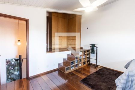 Casa à venda com 300m², 3 quartos e sem vagaQuarto 2 - Suite