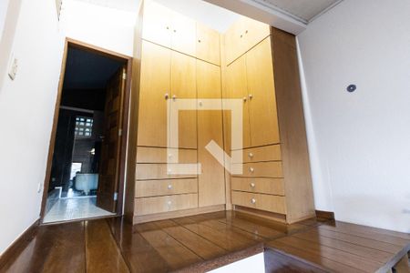 Casa à venda com 300m², 3 quartos e sem vagaCloset do Quarto 2 - Suite