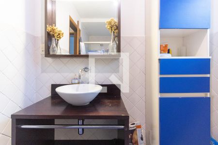 Casa à venda com 300m², 3 quartos e sem vagaBanheiro do Corredor