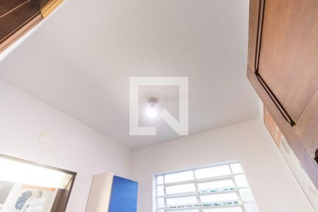 Casa à venda com 300m², 3 quartos e sem vagaBanheiro do Corredor