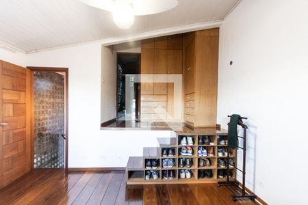 Casa à venda com 300m², 3 quartos e sem vagaQuarto 2 - Suite