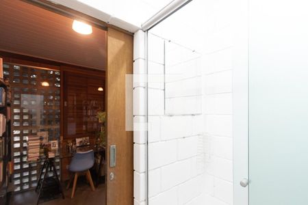 Casa à venda com 300m², 3 quartos e sem vagaBanheiro do Quarto 3 - Suite