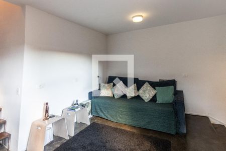 Casa à venda com 300m², 3 quartos e sem vagaSala de TV