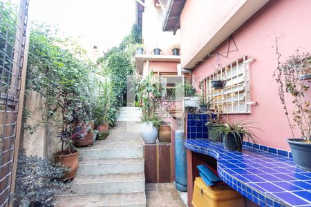 Casa à venda com 300m², 3 quartos e sem vagaCorredor externo