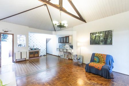 Casa à venda com 300m², 3 quartos e sem vagaSala