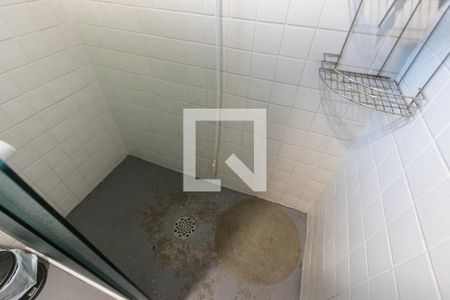 Casa à venda com 300m², 3 quartos e sem vagaBanheiro da Área de Serviço