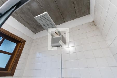 Casa à venda com 300m², 3 quartos e sem vagaBanheiro da Área de Serviço