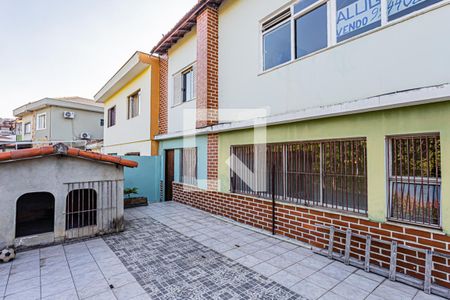 Casa para alugar com 120m², 3 quartos e 2 vagas Casa para alugar com 120m², 3 quartos e 2 vagasTerraço