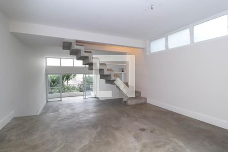 Sala 1 de casa à venda com 3 quartos, 212m² em Sumarezinho, São Paulo