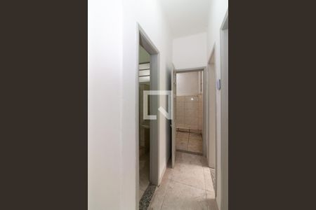 Corredor de apartamento para alugar com 1 quarto, 43m² em Vila da Penha, Rio de Janeiro