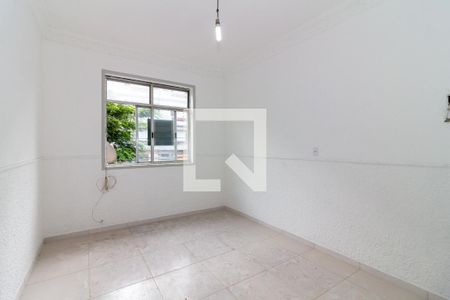 Sala de apartamento para alugar com 1 quarto, 43m² em Vila da Penha, Rio de Janeiro