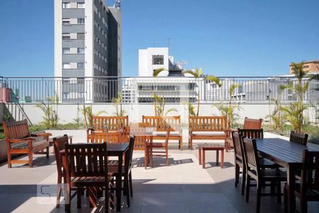 Apartamento para alugar com 35m², 1 quarto e 1 vagaSolário