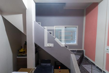 Escada de casa à venda com 2 quartos, 120m² em Jardim Nordeste, São Paulo