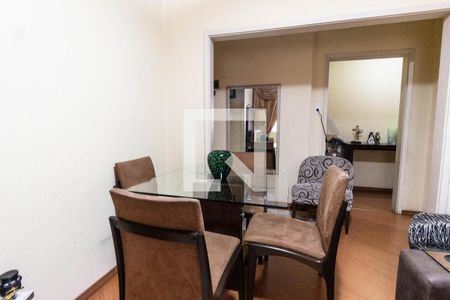 Apartamento à venda com 95m², 2 quartos e 1 vagaSala