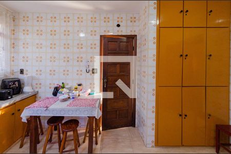 Casa à venda com 250m², 4 quartos e 3 vagasCozinha