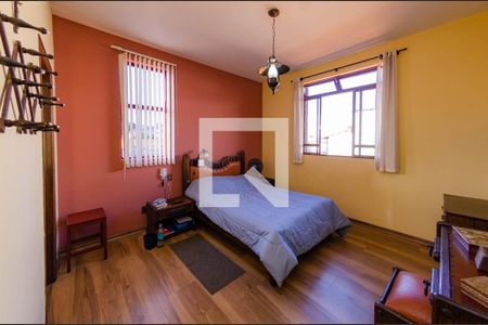 Casa à venda com 250m², 4 quartos e 3 vagasSuíte