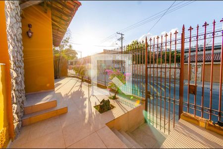 Casa à venda com 250m², 4 quartos e 3 vagasÁrea externa