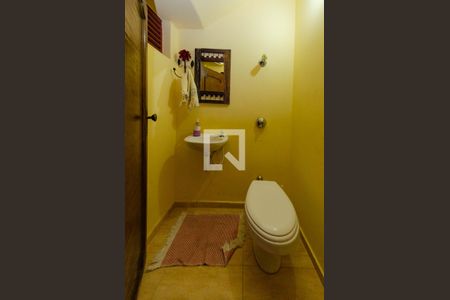 Casa à venda com 250m², 4 quartos e 3 vagasLavabo