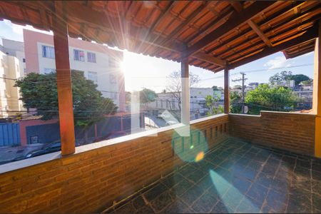 Casa à venda com 250m², 4 quartos e 3 vagasVaranda