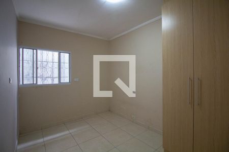 Quarto 1 de casa para alugar com 2 quartos, 70m² em Conjunto Habitacional A E Carvalho, São Paulo