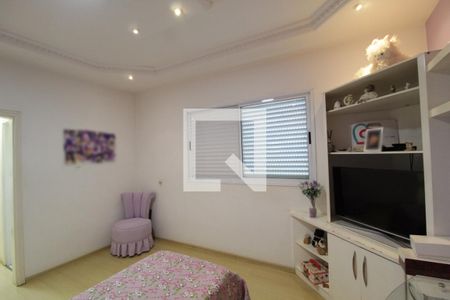 Casa para alugar com 370m², 5 quartos e 4 vagasSuíte 1