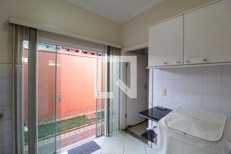 Casa para alugar com 370m², 5 quartos e 4 vagasÁrea de Serviço