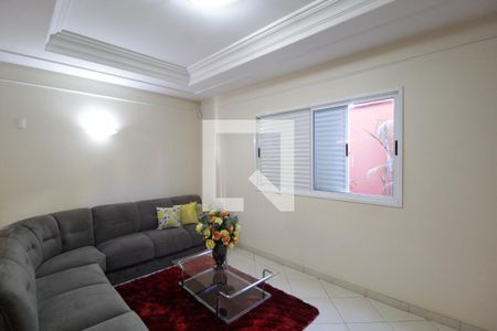 Sala de TV de casa para alugar com 5 quartos, 370m² em Umuarama, Uberlândia