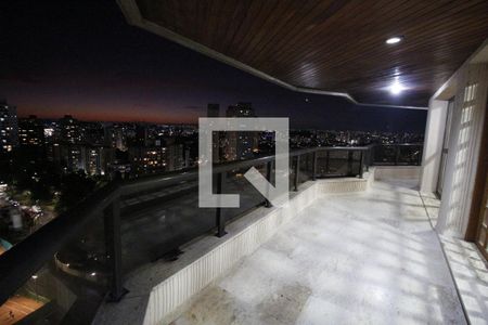 Varanda da Sala de apartamento para alugar com 3 quartos, 244m² em Vila Suzana, São Paulo