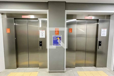 Apartamento à venda com 39m², 2 quartos e sem vagaÁrea comum 