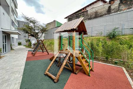 Apartamento à venda com 39m², 2 quartos e sem vagaÁrea comum - Playground