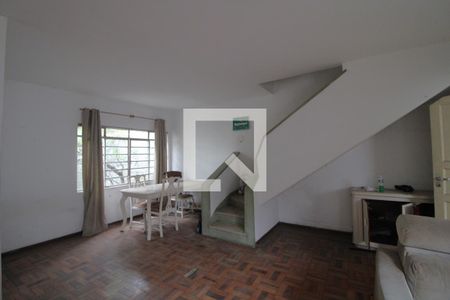 Sala de casa à venda com 3 quartos, 220m² em Planalto Paulista, São Paulo