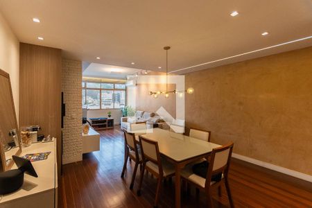 Apartamento à venda com 143m², 3 quartos e 1 vagaSala