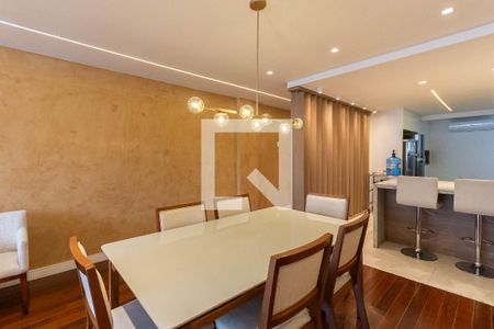 Apartamento à venda com 143m², 3 quartos e 1 vagaSala