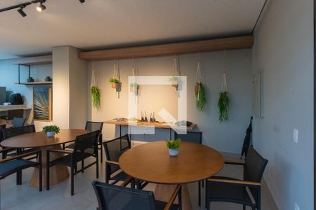 Apartamento para alugar com 34m², 1 quarto e 1 vaga Apartamento para alugar com 34m², 1 quarto e 1 vagaÁrea comum - Salão de festas