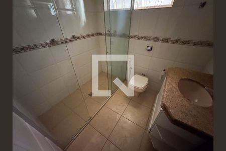 Casa à venda com 222m², 3 quartos e 2 vagasBanheiro do Quarto 3