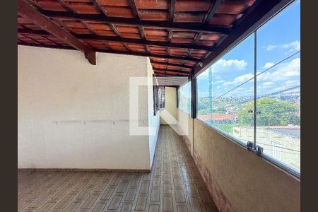 Casa à venda com 222m², 3 quartos e 2 vagasÁrea comum