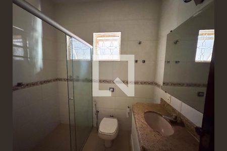 Casa à venda com 222m², 3 quartos e 2 vagasBanheiro do Quarto 3