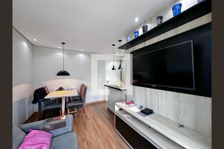 Sala de apartamento para alugar com 2 quartos, 50m² em Jardim Casablanca, São Paulo