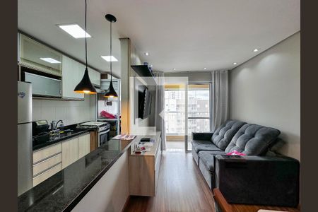 Sala de apartamento para alugar com 2 quartos, 50m² em Jardim Casablanca, São Paulo