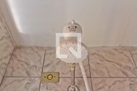 Casa à venda com 200m², 2 quartos e 3 vagas Casa à venda com 200m², 2 quartos e 3 vagasEdícula - banheiro