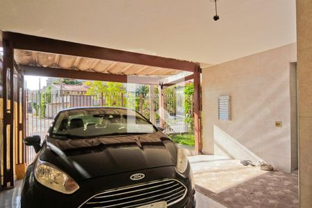 Casa à venda com 200m², 2 quartos e 3 vagas Casa à venda com 200m², 2 quartos e 3 vagasGaragem