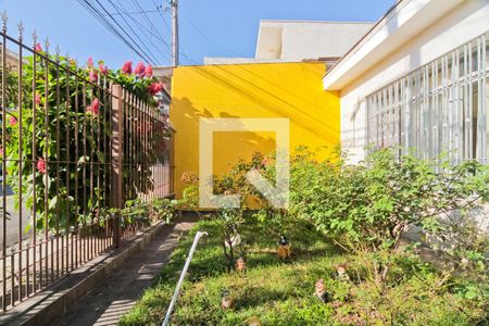 Casa à venda com 200m², 2 quartos e 3 vagas Casa à venda com 200m², 2 quartos e 3 vagasGaragem