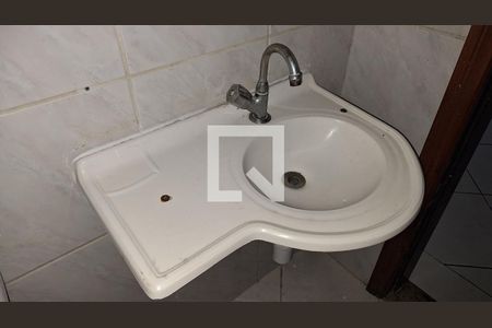 Casa para alugar com 80m², 2 quartos e 2 vagas Casa para alugar com 80m², 2 quartos e 2 vagasBanheiro suíte