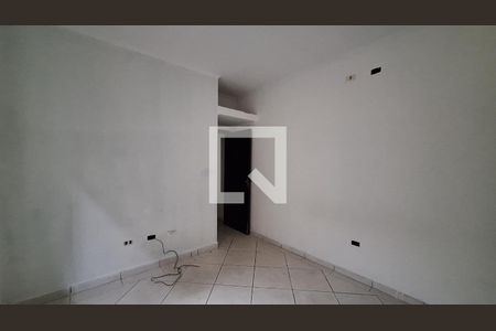 Suíte de casa para alugar com 2 quartos, 80m² em Guilhermina, Praia Grande