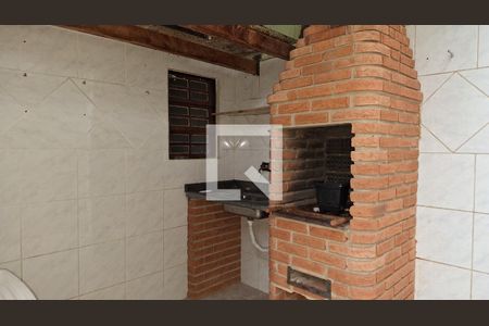 Casa para alugar com 80m², 2 quartos e 2 vagas Casa para alugar com 80m², 2 quartos e 2 vagasChurrasqueira